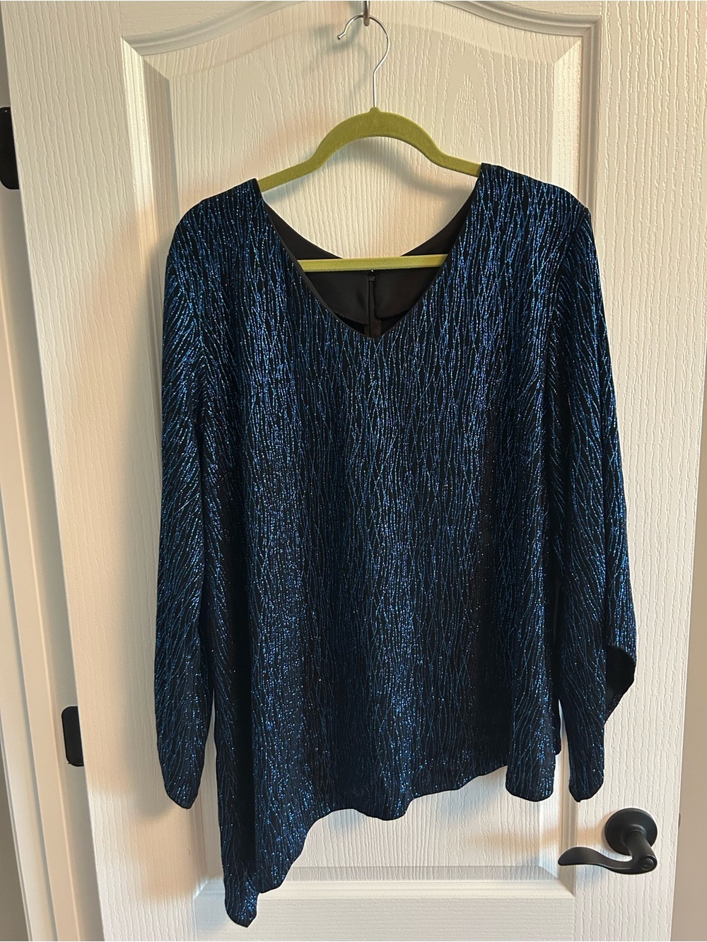Women's Metallic Blue V-Neck Long Sleeve Top